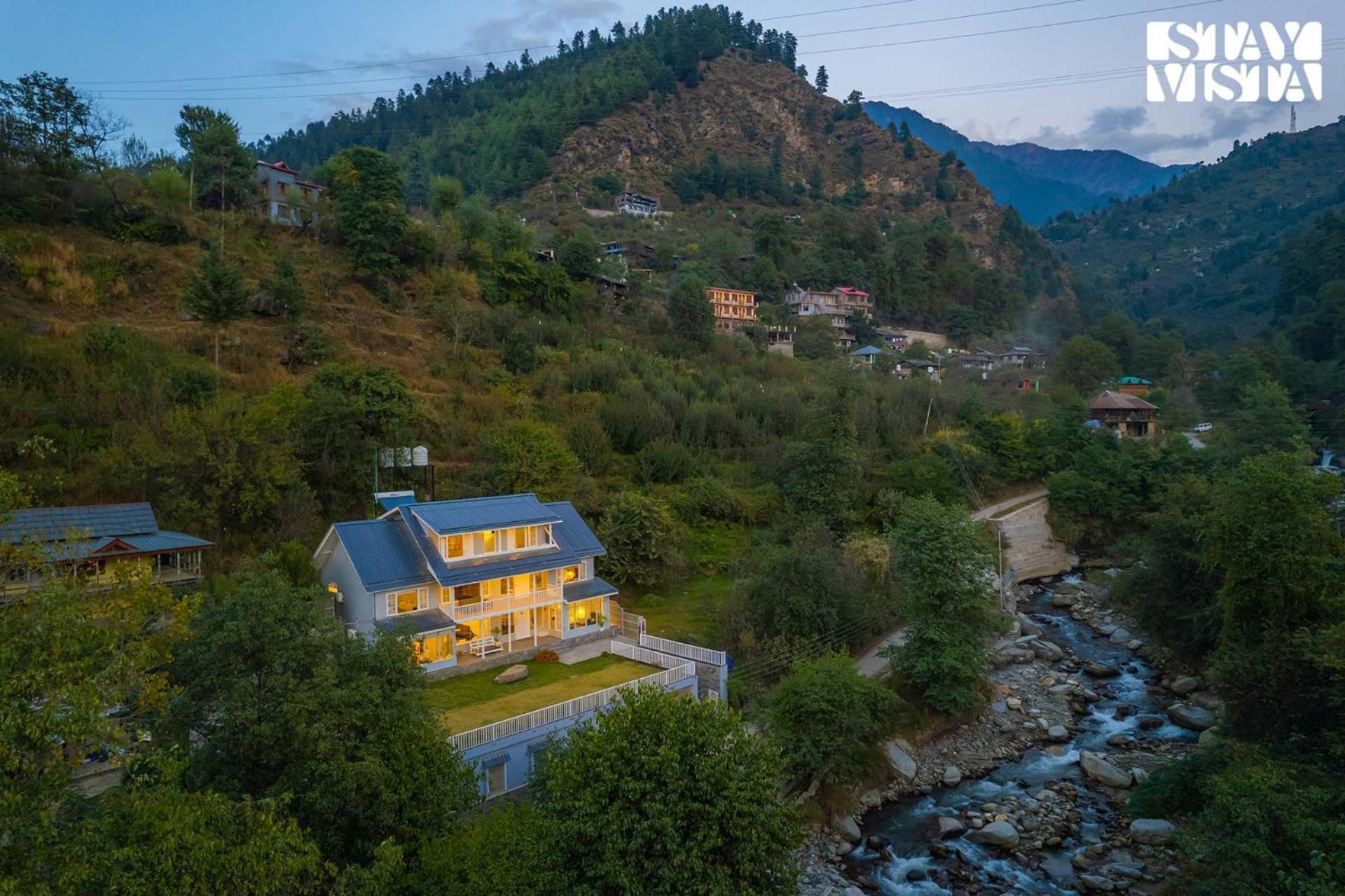 Stayvista At Riverside Symphony Manāli Kültér fotó
